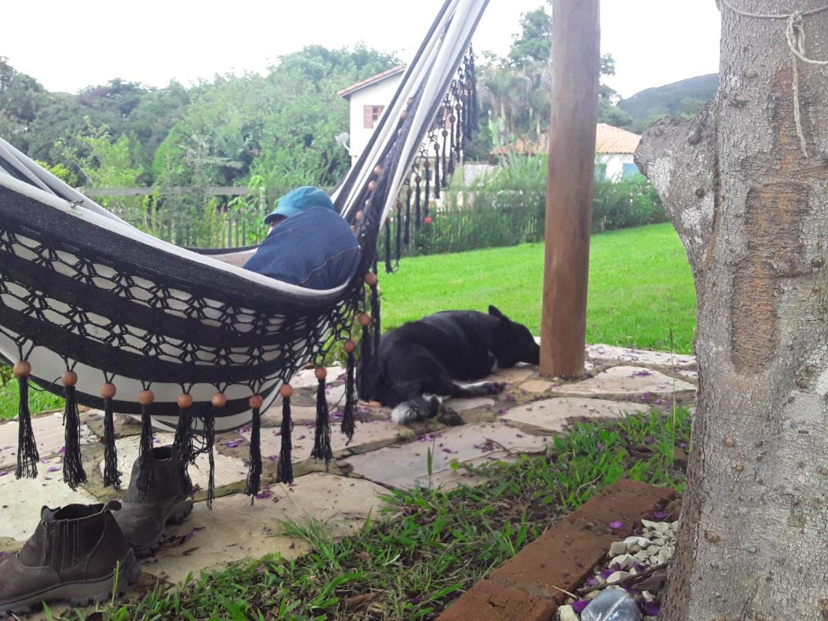 Recanto Das Flores São Tomé das Letras Bagian luar foto